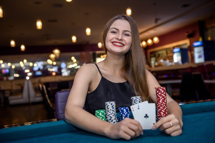 59 erek live-casino dealer studio with multi-camera setup